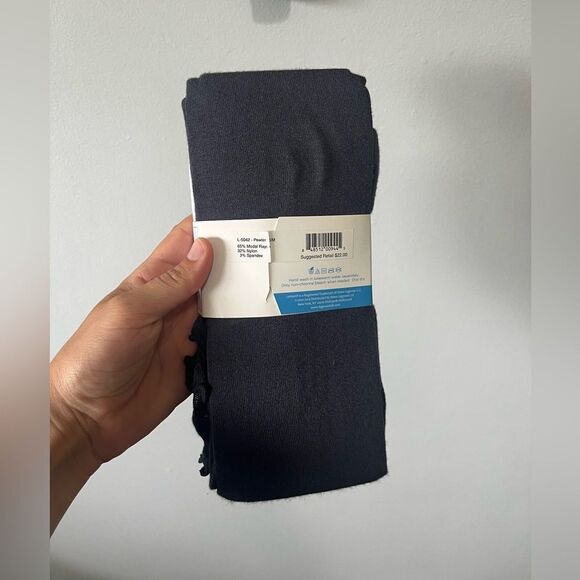 Lemon Pewter Color Crop Leggings with Ruffle Bottom S/M NWT - Picture 3 of 3